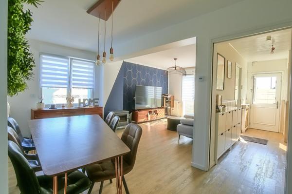 MAISON SEMI-MITOYENNE A MALO LES BAINS