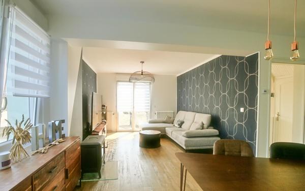 MAISON SEMI-MITOYENNE A MALO LES BAINS