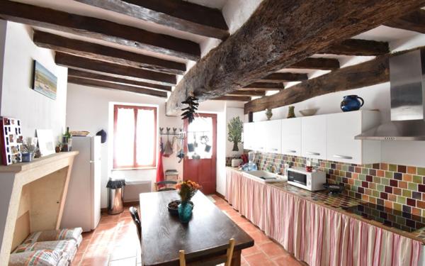 Maison à vendre    5 pièces •  Sury-ès-Bois