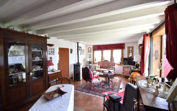 Maison à vendre    5 pièces •  Sury-ès-Bois