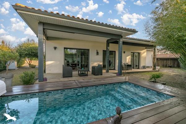 Maison 519 000 € Saint-Jean-d'Illac 4 p 119 m² DPE A