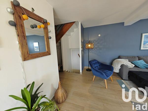 Maison traditionnelle 4 pièces de 95 m² à Villers-le-Lac (25130)