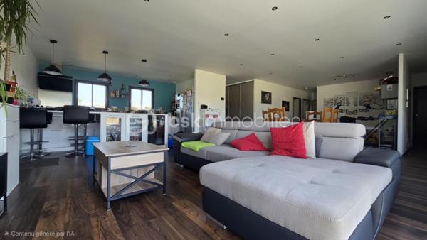 Venez vite découvrir ce magnifique bien située, dans un lieu dit, proche de BRUX 86, environnement calme, proche de la national 10 et à cinq minutes de couhé et commerces

Ce magnifique bien immobilier est composé:

REZ-DE-CHAUSSÉE :
- Entrée spacieuse, avec de nombreux rangement et dressing 
- Salon/séjour/ salle à manger de 57 m²
- Cuisine de 12 m², aménagée, fonctionnelle, ouverte  sur le salon, et équipée, avec îlot central, rangement, plaque, hotte, frigo américain, cave à vin.
- Deux chambres de 10 m² chacune avec placard.
- Salle d'eau
-Un wc séparé
- Un bureau
- Une suite parentale, grand dressing, salle d'eau et toilette, accès à la terrasse.
- Un grand garage avec buanderie, cellier et espace de rangement dans les combles au dessus du garage.

EXTÉRIEUR:
- Ce superbe bien immobilier est implanté sur une parcelle de terrain de 19056 m² environ, arborés et clôturé en partie.
- Une parcelle peut être exploitée en fermage ou à votre convenance.
- Terrasse exposée sud

PARTIES TECHNIQUES:
- Chauffage: pompe à chaleur, pas de clim
- Passage vide sanitaire
- Construite en 2019
- Fosse septique conforme
Une visite?