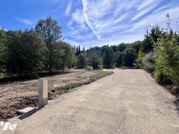 Vente Terrains à bâtir à Saint-Julien-de-Peyrolas