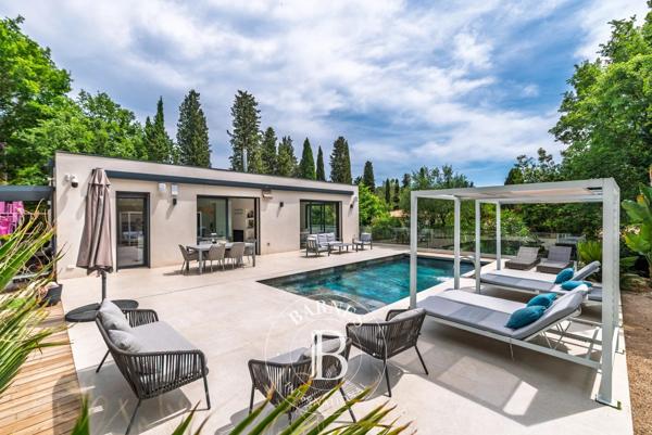 Valbonne, Maison 6 Chambres -  272 m² à vendre