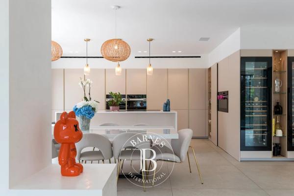 Valbonne, Maison 6 Chambres -  272 m² à vendre