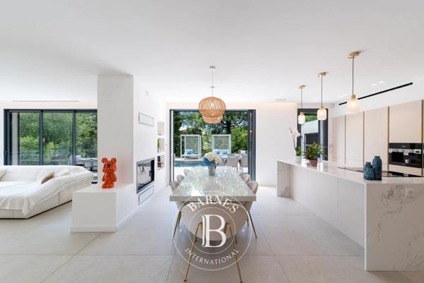 Valbonne, Maison 6 Chambres -  272 m² à vendre