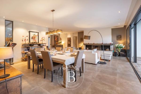 La Celle-Saint-Cloud, Maison 5 Chambres -  335 m² à vendre