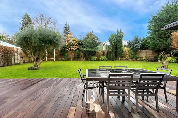 La Celle-Saint-Cloud, Maison 5 Chambres -  335 m² à vendre