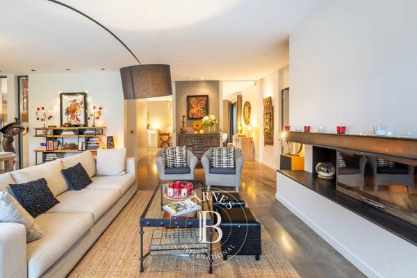 La Celle-Saint-Cloud, Maison 5 Chambres -  335 m² à vendre
