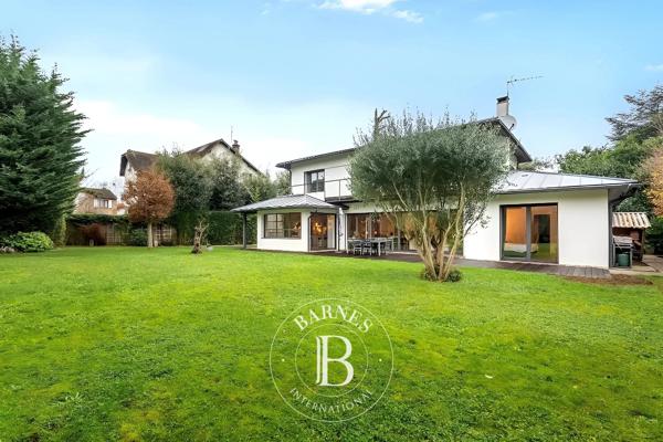 La Celle-Saint-Cloud, Maison 5 Chambres -  335 m² à vendre