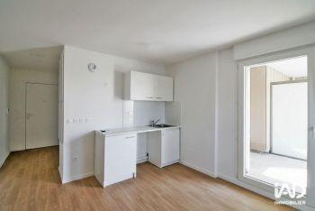 Location studio 23 m² Melun