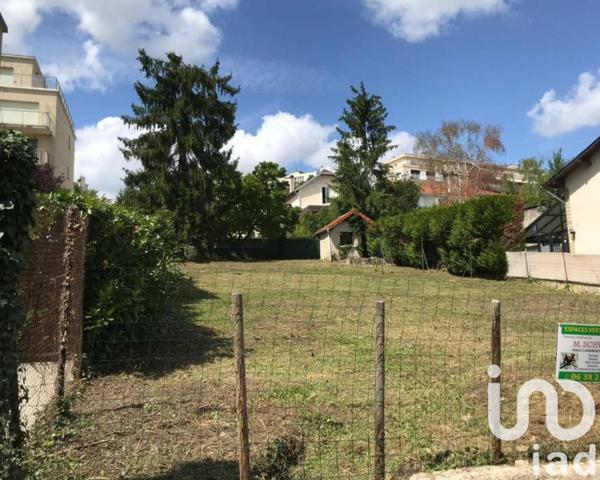 Land for sale 586 m² Saint-Germain-en-Laye