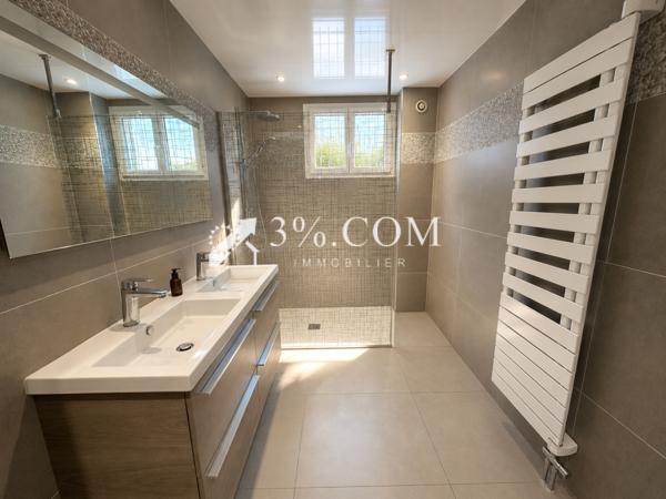 Maison 9 pièce(s) 6 chambre(s) 190 m²