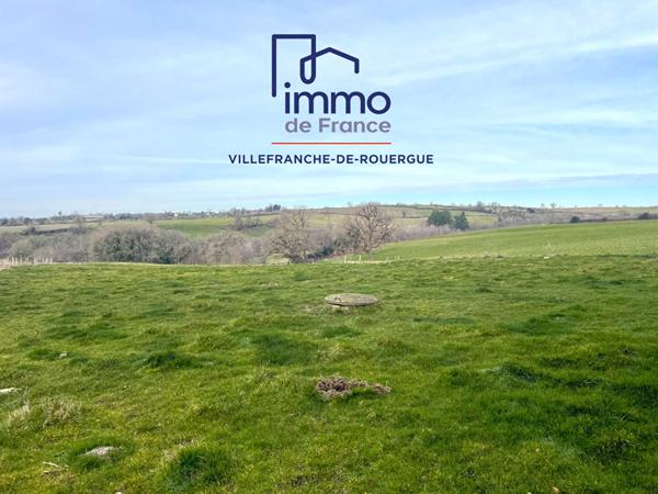 Corps de ferme sur 2ha22de terrain proche Rieupeyroux