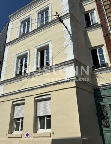 Maison de 190 m² Plein Rouen 4 chambres / Rare sur le marché / Proche des commerces / accessible en transports en commun / Idéal famille