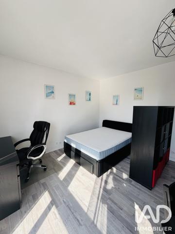 Location studio 33 m² Compiègne