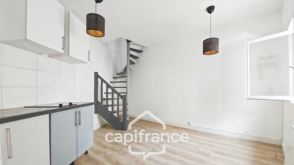 Montreuil-A vendre maison loft sur 2 niveaux + espace mezzanine-28m2 habitables-38 m2 au sol-Proche Mairie- Cave