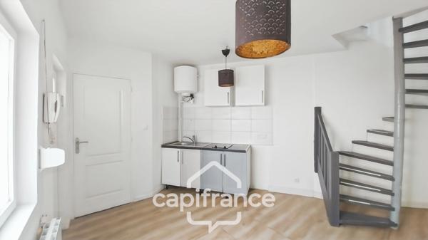 Montreuil-A vendre maison loft sur 2 niveaux + espace mezzanine-28m2 habitables-38 m2 au sol-Proche Mairie- Cave