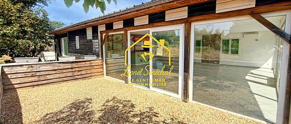 Local commercial climatisé de 130 m2 avec 2 terrasses extérieures sur une parcelle de 2 000 m2