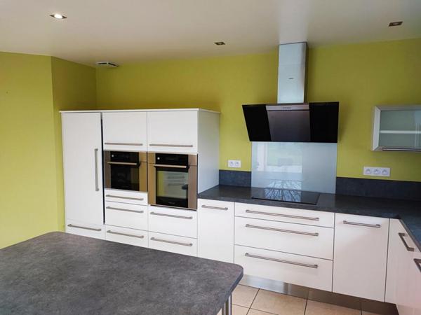 Maison  8 pièce(s) 181 m2