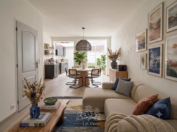 Maison à deux pas de la citadelle avec garage et parking