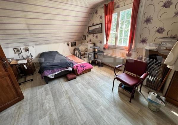 PAVILLON A VENDRE SEULEMENT A 10 DE LA GARE LIGNE P GARE DE LEST 