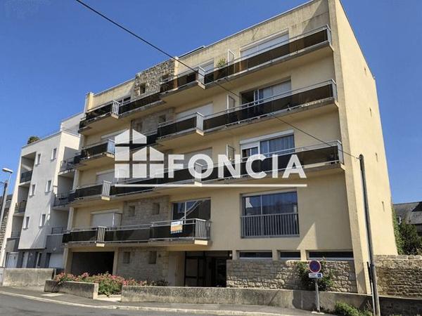 Location Studio 26.3 m² - 12 RUE GUY ROPARTZ Saint Brieuc 22000