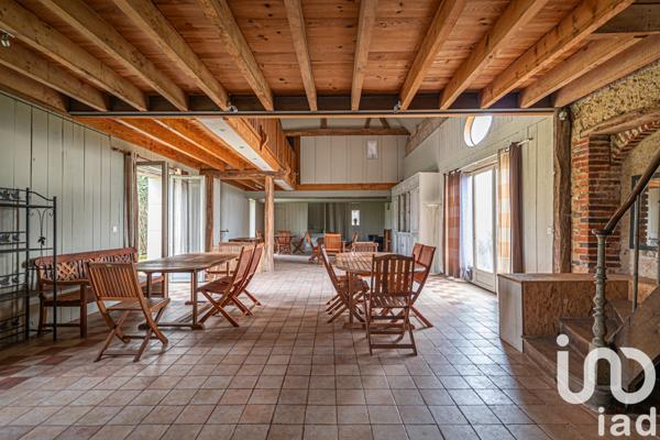 Maison à vendre 6 pièces 207 m² La Chartre-sur-le-Loir
