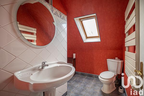 Maison à vendre 6 pièces 207 m² La Chartre-sur-le-Loir