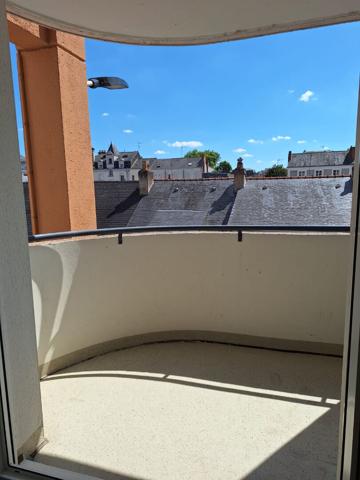 49100 ANGERS TYPE 2 MEUBLE - JARDIN DES PLANTES