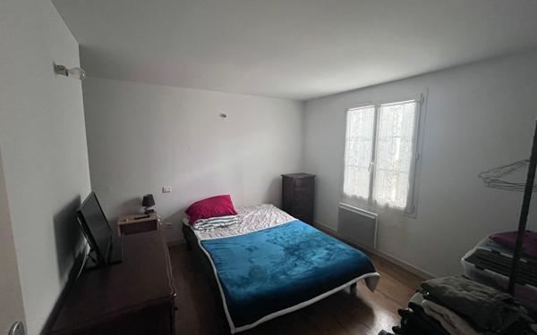 Maison à louer    1 pièce •  Rochefort