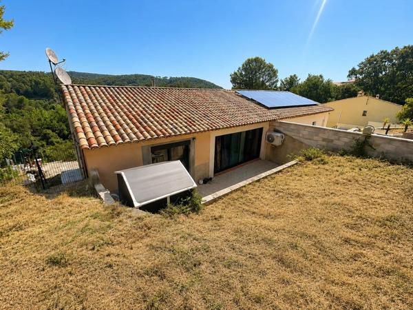 Vente                                                      Appartement
                        
                     4 pièces                      91 m2                     à Le Luc