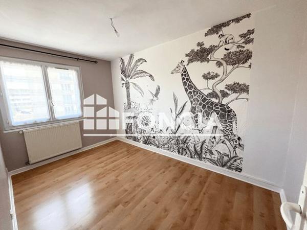 Location Appartement 4 pièces 69.92 m² - 367 AVENUE SADI CARNOT Guilherand-granges 07500