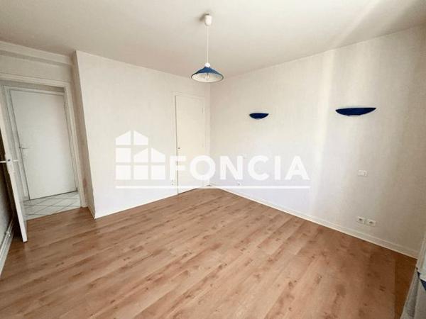 Location Appartement 4 pièces 69.92 m² - 367 AVENUE SADI CARNOT Guilherand-granges 07500