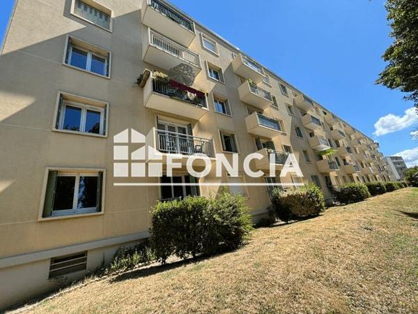 Location Appartement 4 pièces 69.92 m² - 367 AVENUE SADI CARNOT Guilherand-granges 07500