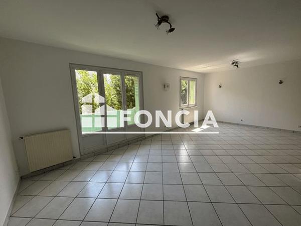 Location Appartement 4 pièces 69.92 m² - 367 AVENUE SADI CARNOT Guilherand-granges 07500