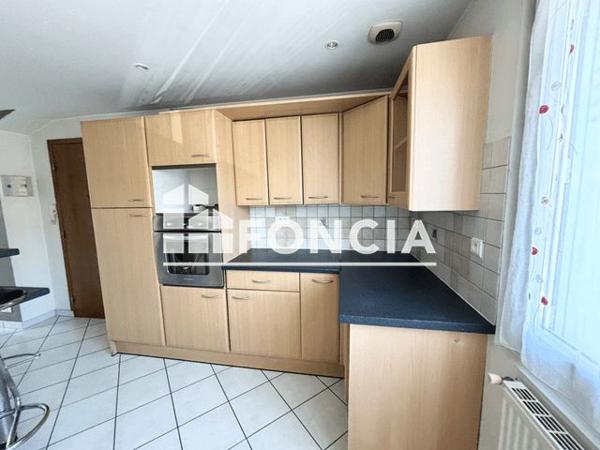 Location Appartement 4 pièces 69.92 m² - 367 AVENUE SADI CARNOT Guilherand-granges 07500