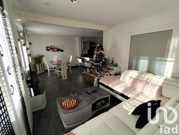 Maison traditionnelle 4 pièces de 77 m² à Sarcelles (95200)