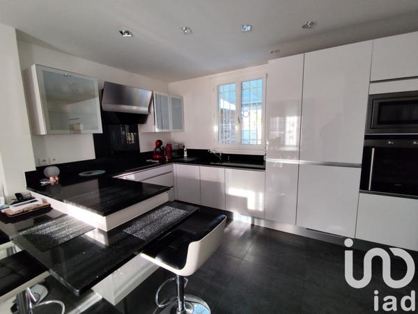 Maison traditionnelle 4 pièces de 77 m² à Sarcelles (95200)