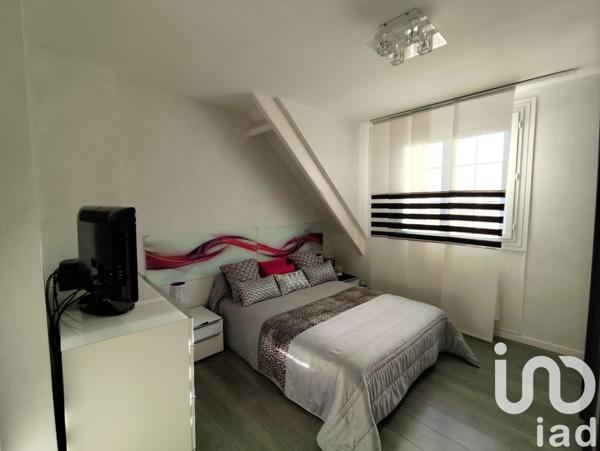 Maison traditionnelle 4 pièces de 77 m² à Sarcelles (95200)