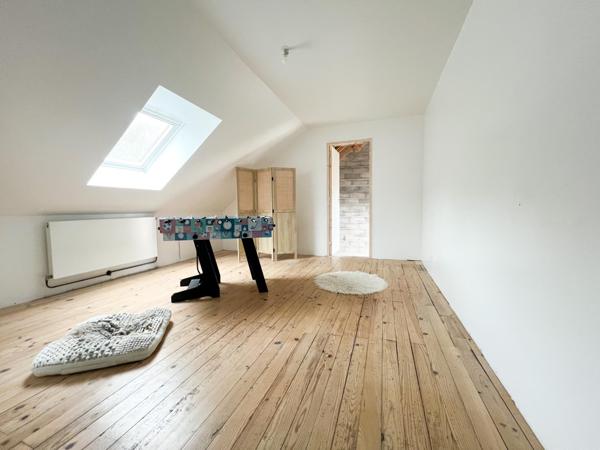 Maison à CHERBOURG-EN-COTENTIN, 50460 - 7 pièces 100m²