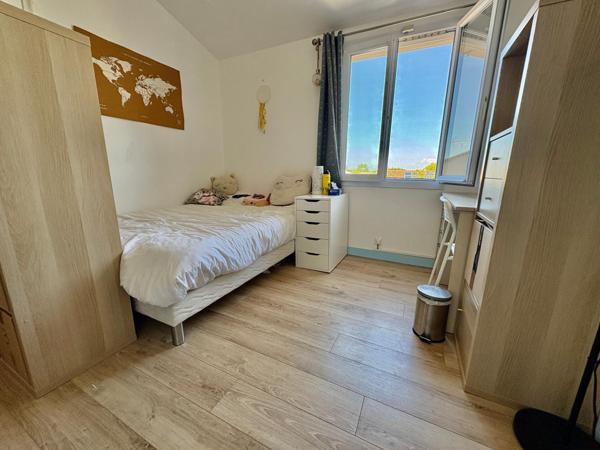 Maison Marsilly proche commerces, 4 chambres et vaste jardin sans vis-à-vis