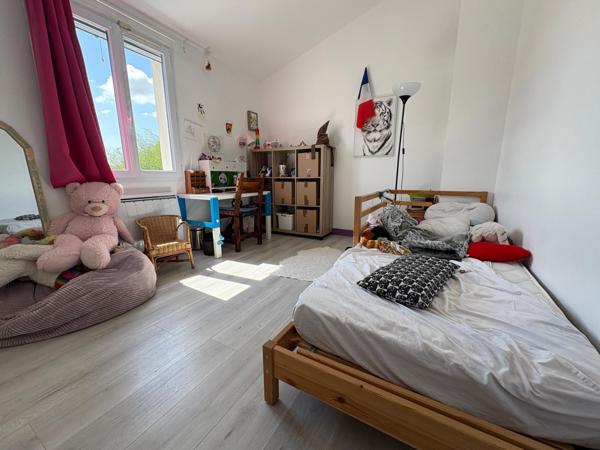 Maison Marsilly proche commerces, 4 chambres et vaste jardin sans vis-à-vis