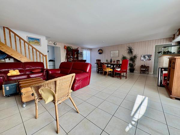 Maison Marsilly proche commerces, 4 chambres et vaste jardin sans vis-à-vis