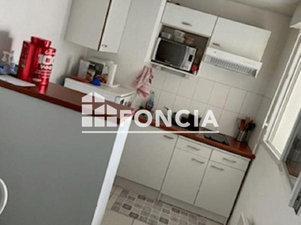 Location Appartement 2 pièces 43.3 m² - 73 RUE DES COOPERATIVES Ruelle Sur Touvre 16600