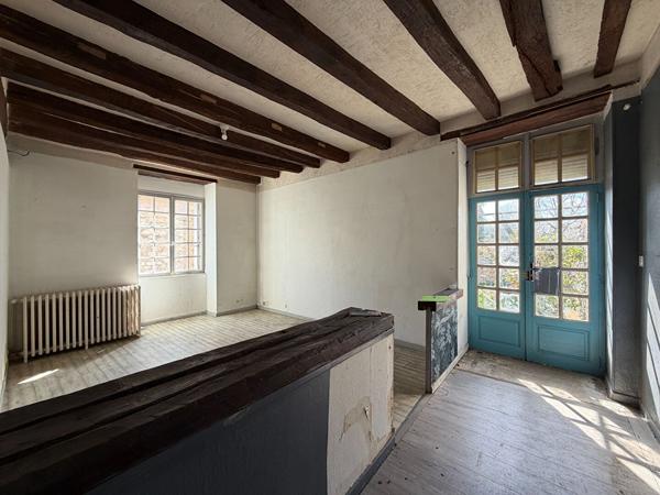 Ensemble immobilier Coeur de Ville de Baugé en Anjou !