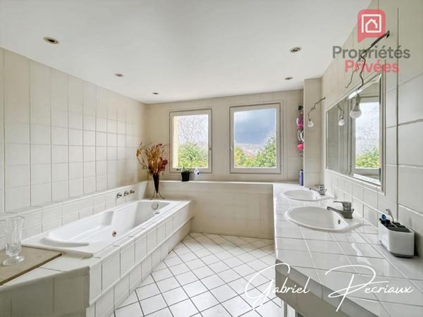 Maison de 7 pièce(s) 156 m2