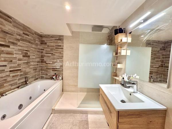 Vente Appartement 3 pièces 75 m2 à Clermont-Ferrand