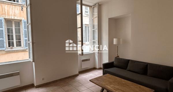 À vendre Appartement 3 pièces 65 m² - Marseille 13001